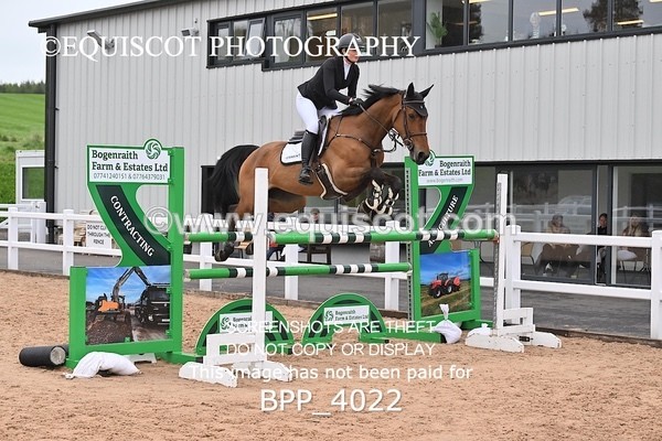 BPP_4022 - CLASS 17 SUN Senior Foxhunter/1.20m Open