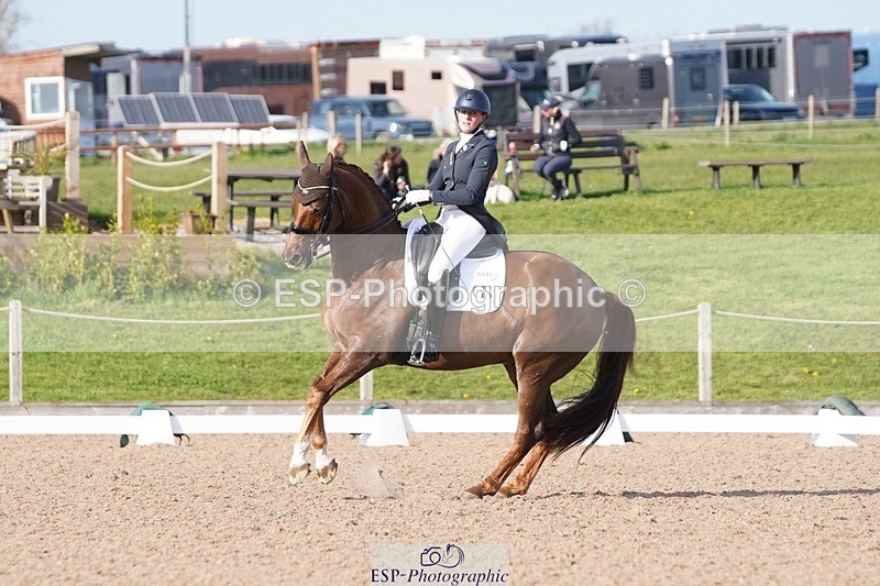 250404-170632-07881 - 141-Tyla.Schou-Dennis.DeNiro