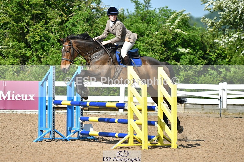 230524A-100410-00003 - Cls 1 British Novice & 90cm Open