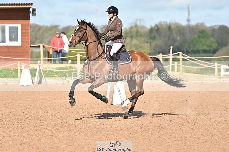 240418A-094412-01810 - Cls 1 2 Star Small Tour 1.30m