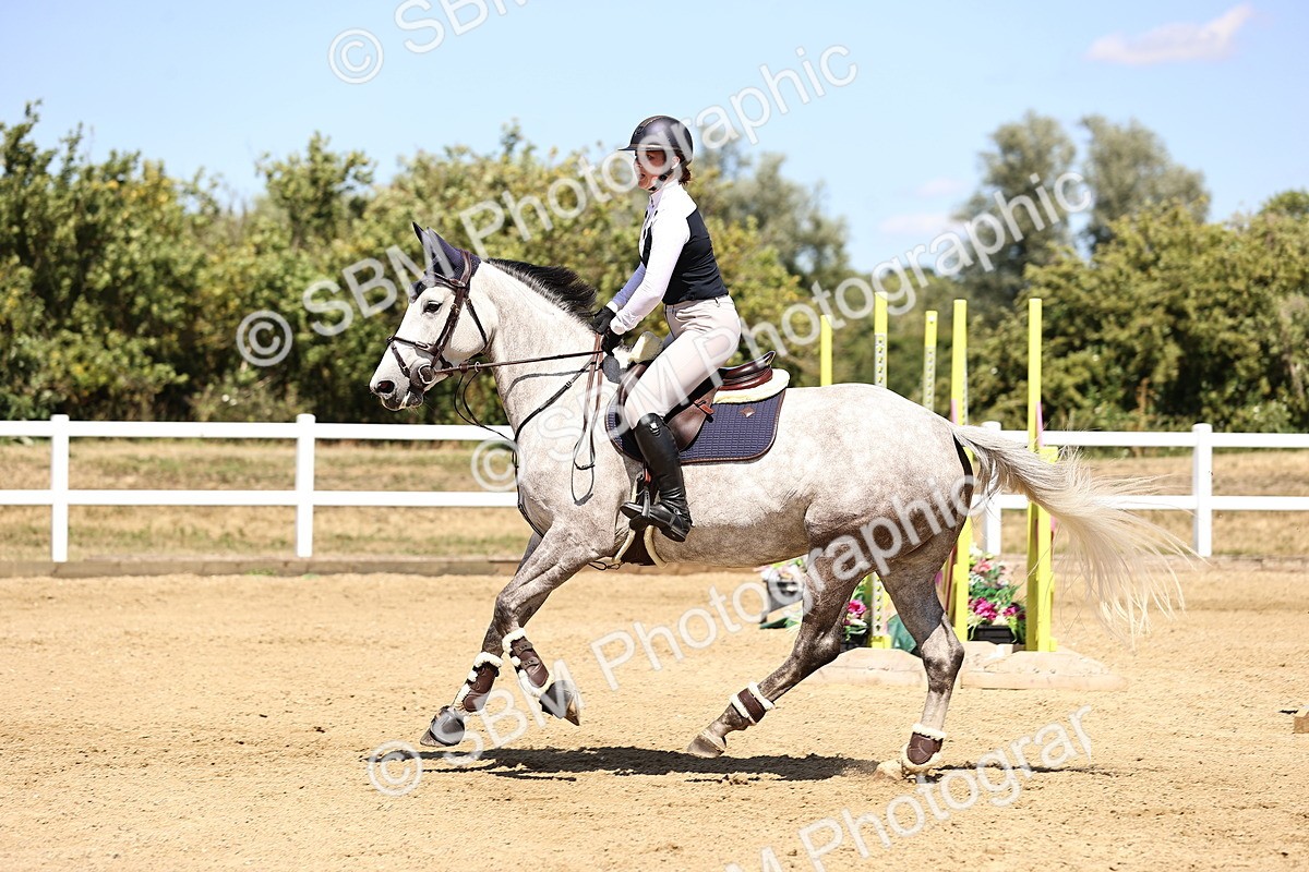 SBM_014889 - Class 15 - Senior Newcomers - 1.10m Open
