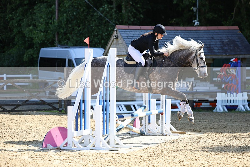 3E7A2498 - Class 2: 70cm Juniors and Seniors