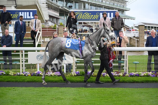 yr22052021r6-7 - Race 6 4.55pm Reg Bond