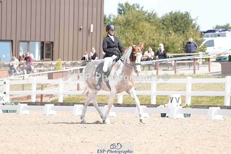 250817-123240-09093 - 161-Isabel.LawsonIn.the.pink