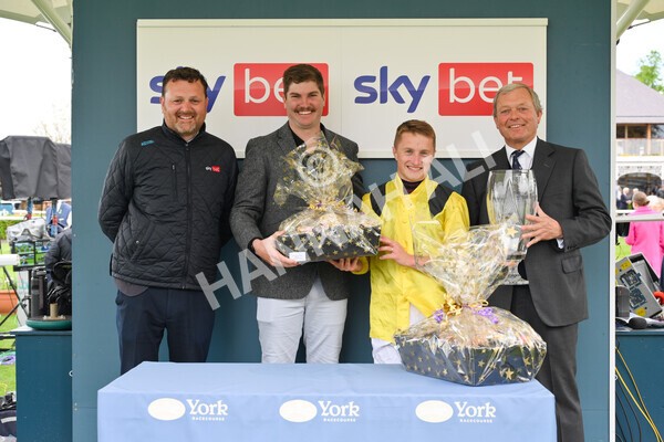 yr11052022r1-46 - Race 1 1.50pm Sky Bet Race to the Ebor Jorvik Stakes
