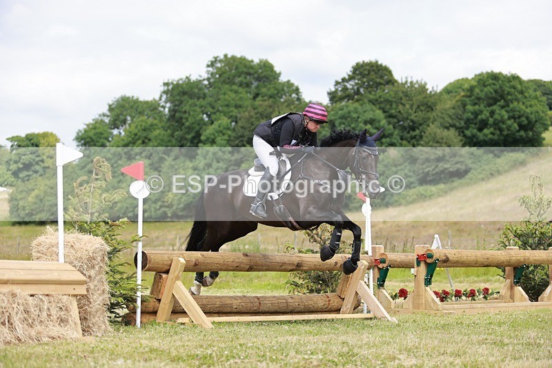 240630X-152240-9233 - 504-Lizzie_Luxton-ON_TOP_II