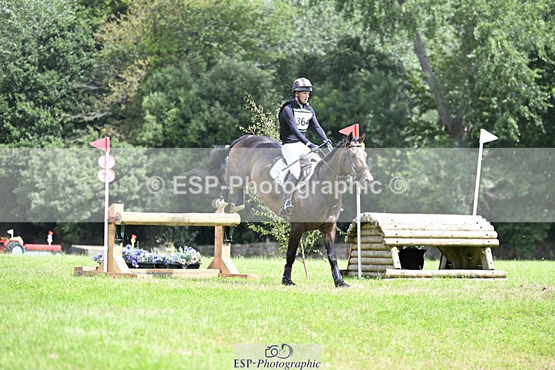 240804-121125-12563 - 364-Tom_Rowland-MONBEG_SKYFALL