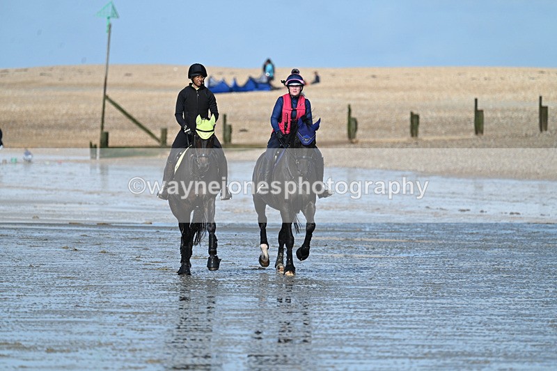 WJ7_4297 - Leigh Kelly & Jade Bennett 25-08-24