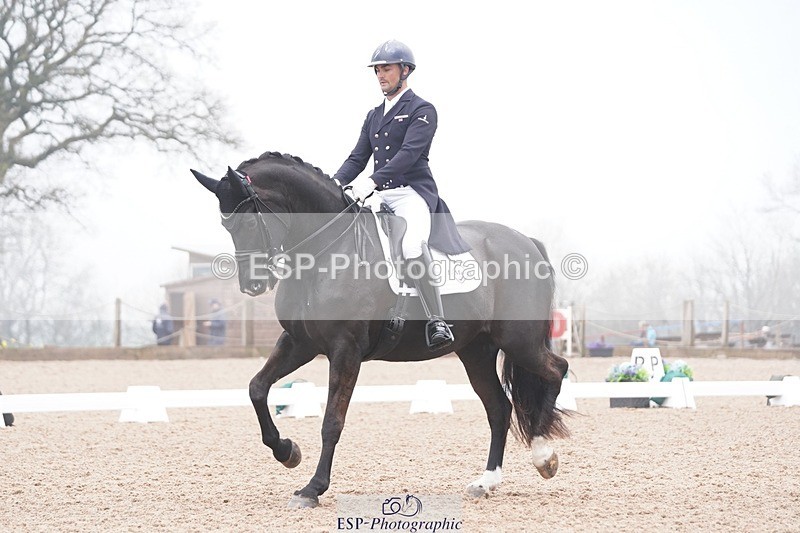 250404-092412-04014 - 022-Jezz.Palmer-Romanno.Weltino