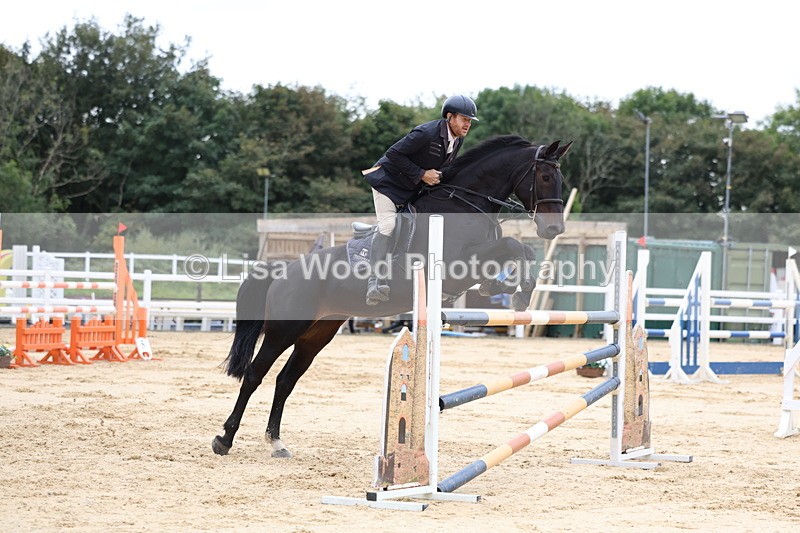 3E7A3417 - Class 9: Senior Foxhunter/1.20 open