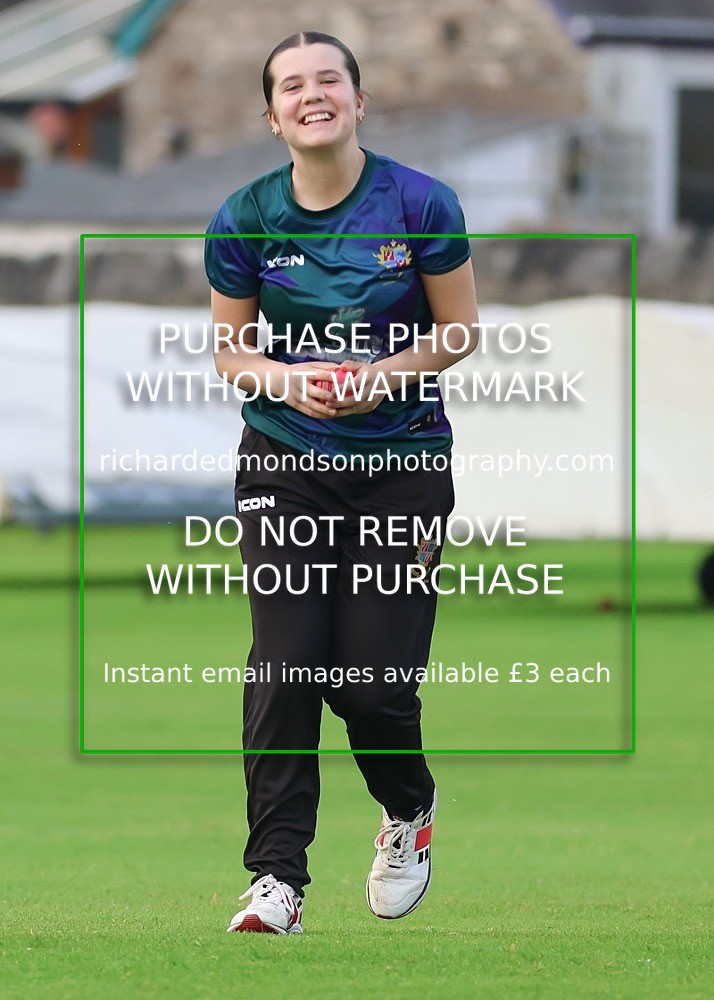 533A5438 - Kendal Cricket Women & Girls vs Carnforth Cricket Women & Girls (28/5/26)