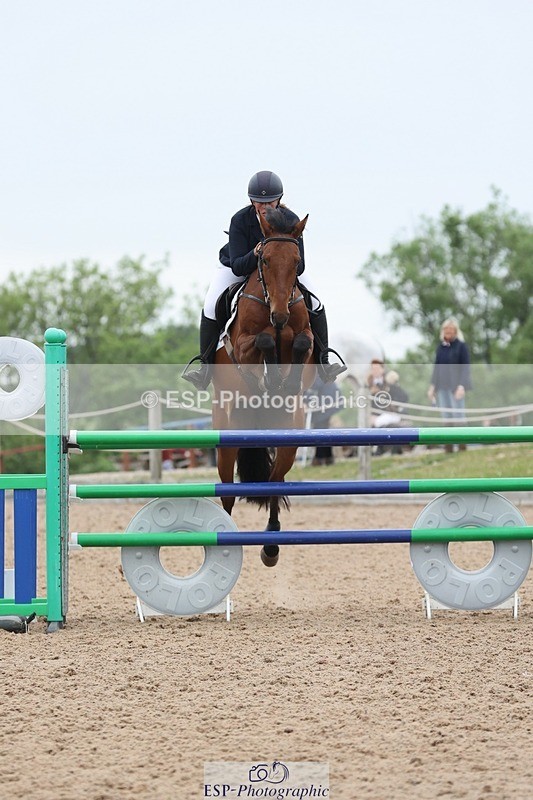 250524-124657-04775 - Cls 15 Snr Fox 1st Rnd