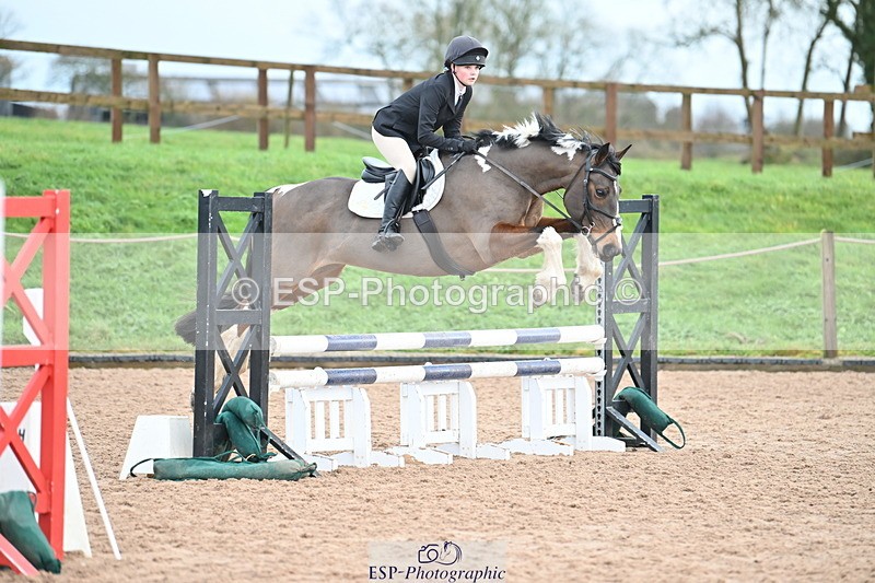 231203A-111429-00767 - Cls 16+17 Club and Schools 80cm