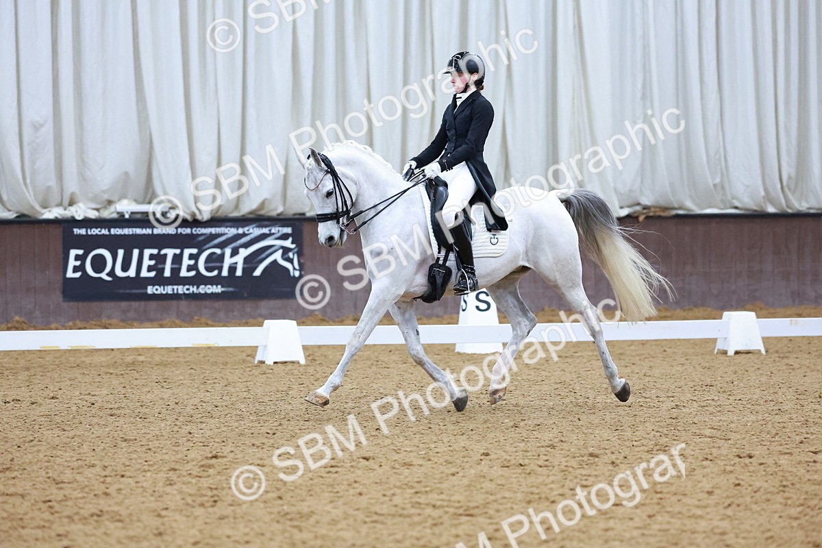 SBM_004668 - Class 17-19- FEI PSG-FEI INT