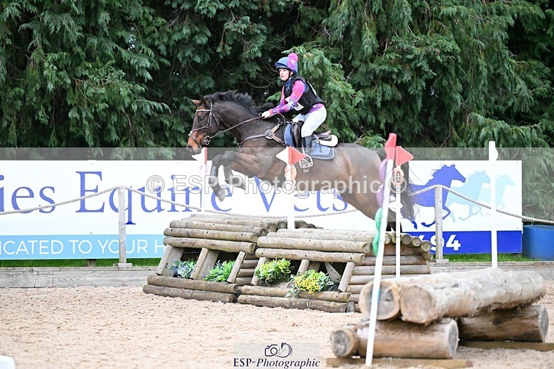 241116-154519-02318 - Cls 4 100-105cm