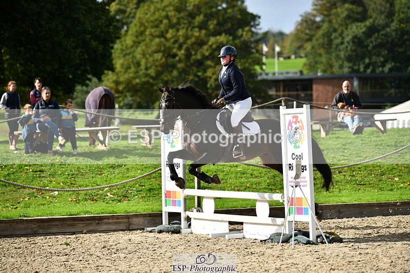 251004A-150330-01642 - Classes 8 & 9 70cm