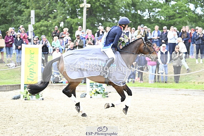 250525A-161629-18666 - Presentations Section C CCI 2 Star Long