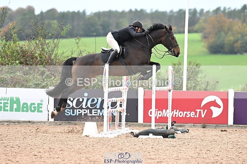 251022-135027-00572 - Cls 5 National Members Cup 1.15m