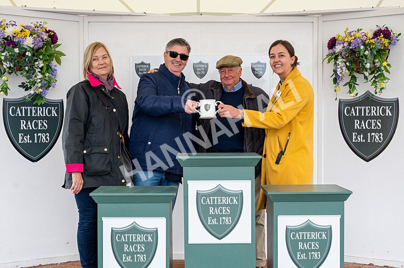 110526-Race 5-Lawmans Blis-6820 - Race 5 4.30pm Every Race Live On Racing TV Handicap