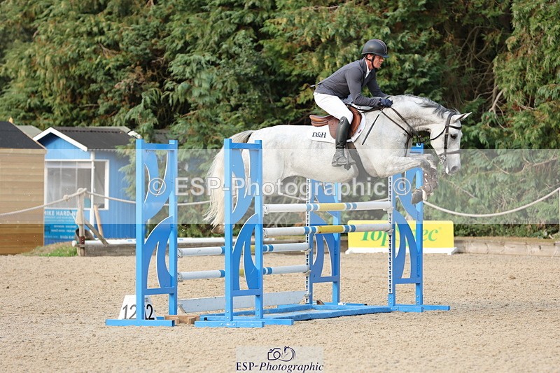250816A-174928-03162 - Cls 11 Snr Foxhunter
