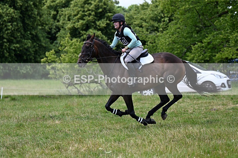 240630X-133227-7765 - 330-Katherine_Jarman-THEQUEENBEE