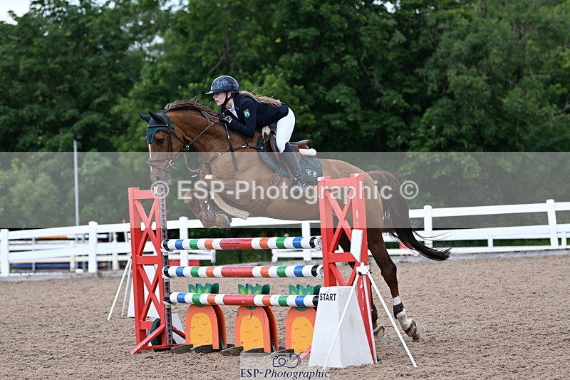 240619A-144829-00770 - Cls 4 Snr Newcomers and 1.10m Open