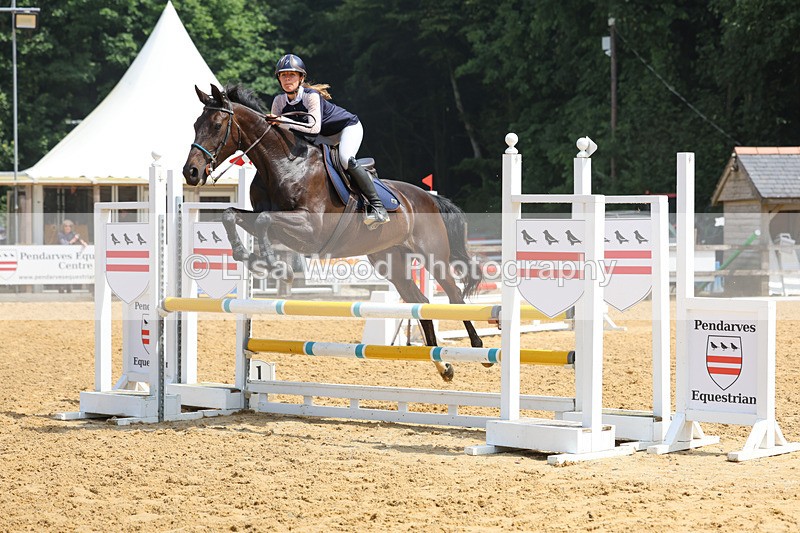 3E7A5843 - Class 5: Senior 95cm