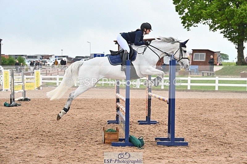 260508-084559-04239 - Cls 17 British Novice and 90cm Open