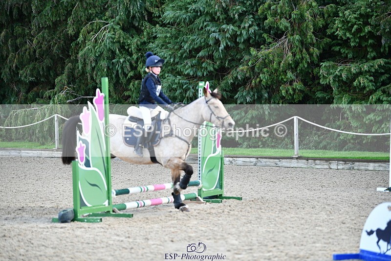 251004A-094638-00242 - Classes 1-2-3 40cm