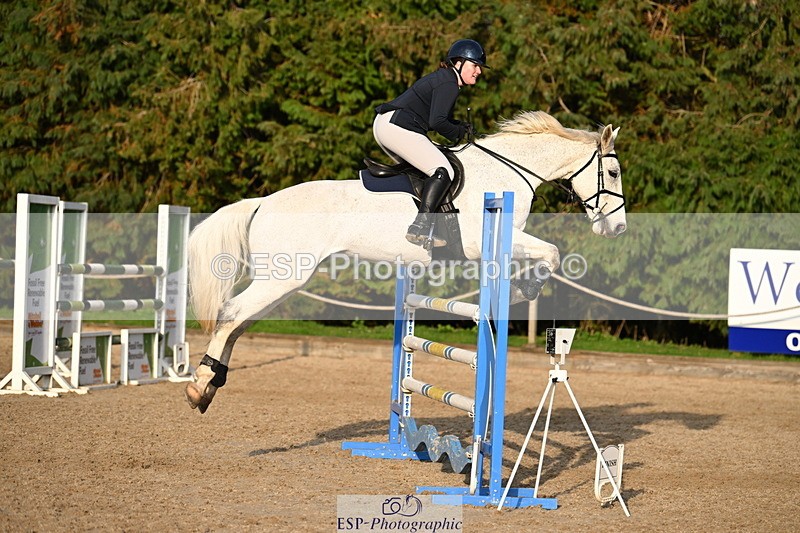 250322A-165519-03657 - Cls 14 Snr Fox & 1.20m Open