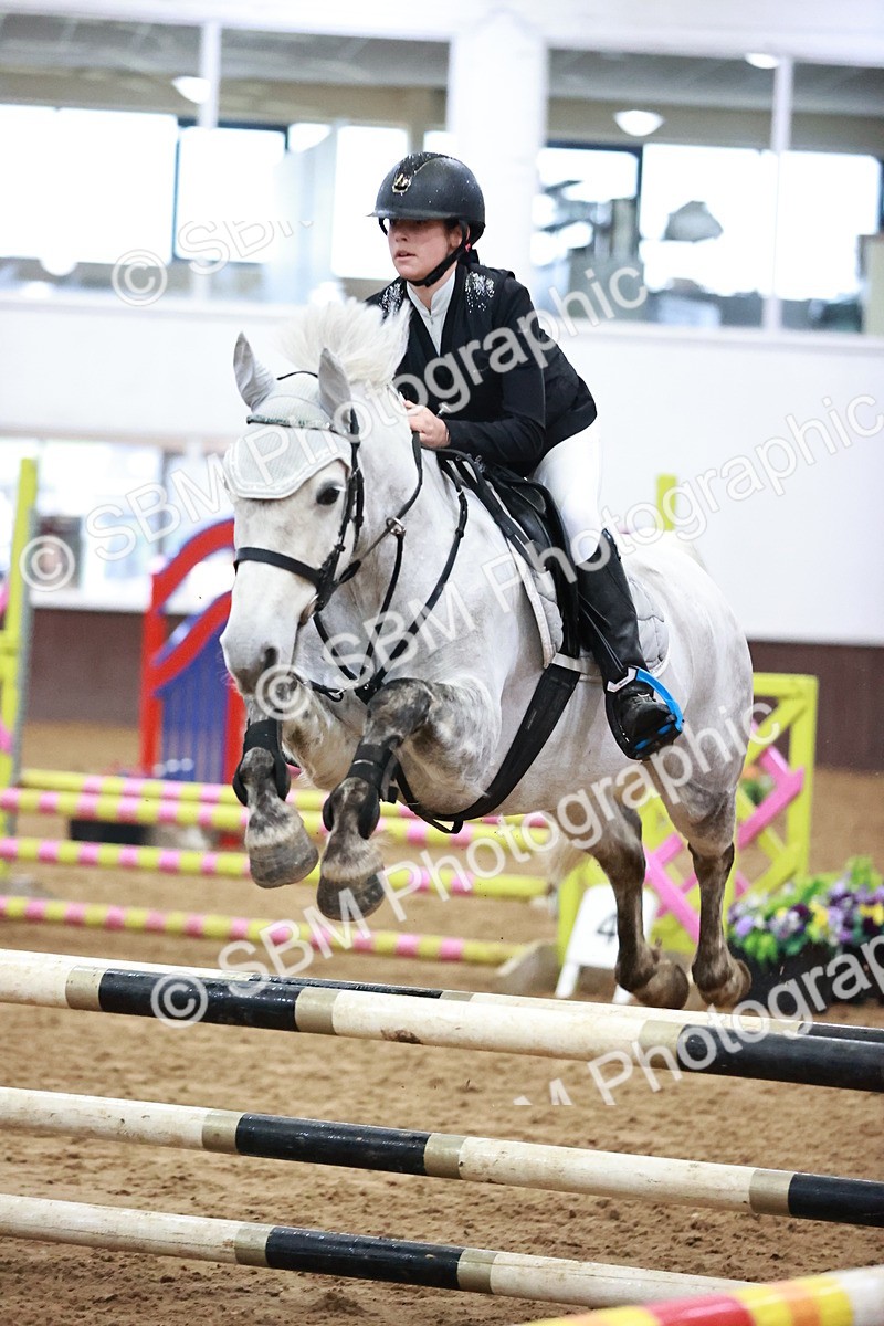 SBM_000209 - Class 1 - Pony Intro 70cm