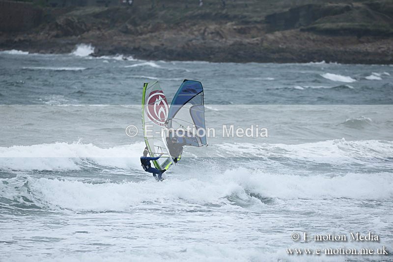 WS 150913-231 - Windsurfing