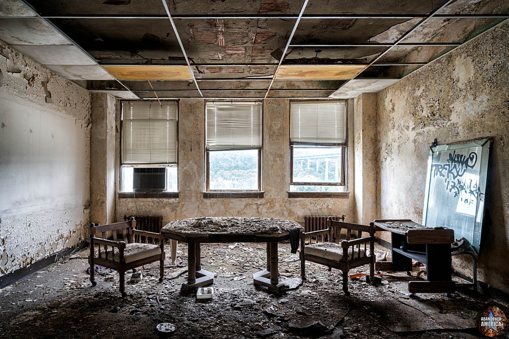 Nondescript Office | Union Station, Brownsville, PA - Brownsville, PA
