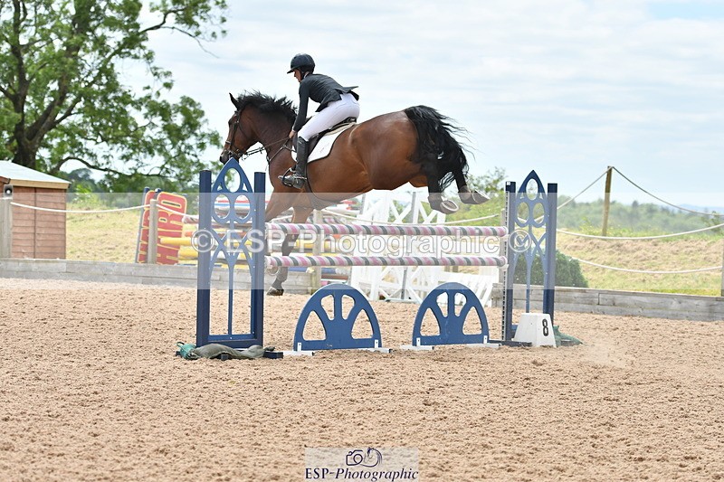 240609A-141204-06052 - Cls 19 Snr Foxhunter and 1.20m Open