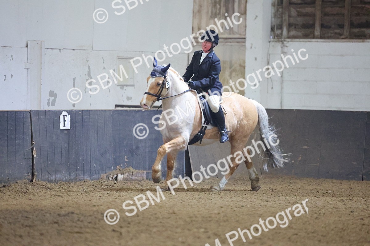 SBM_003119 - Class 9-10 - MQ U21 Open Novice 1