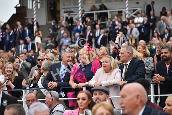 yr09102021r7-34 - Race 7 5.00pm Coral Proud Sponsors Of British Racing Finale Handicap