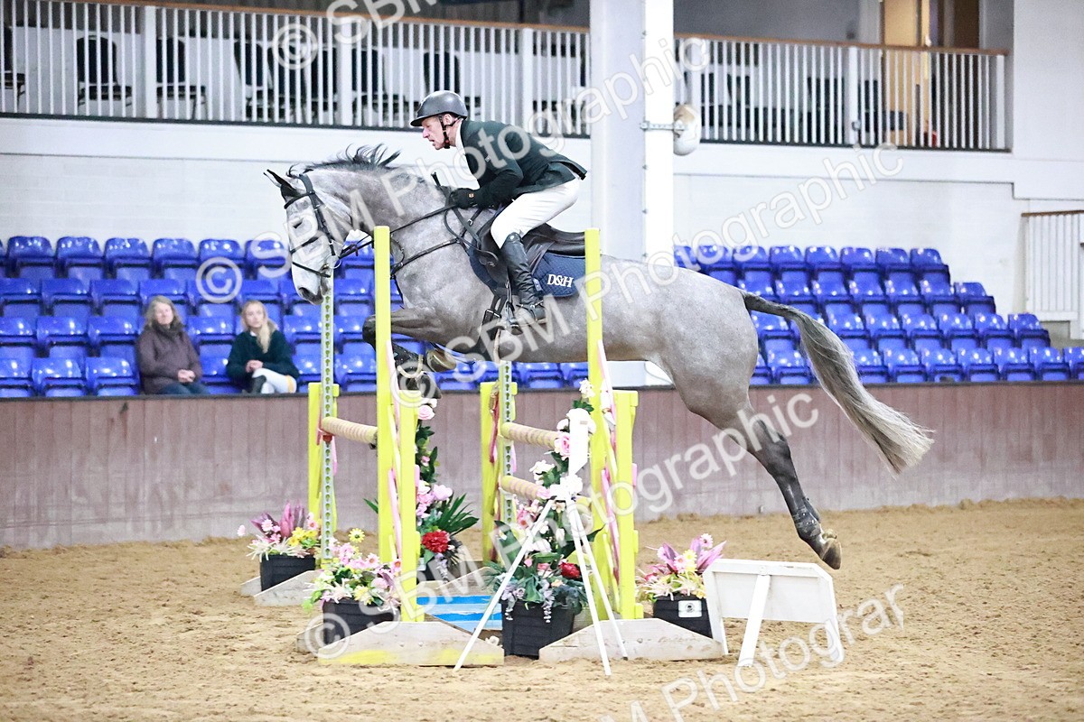 SBM_002304_Class 10 - Senior Newcomers 110m - Customer Cart - Anthony