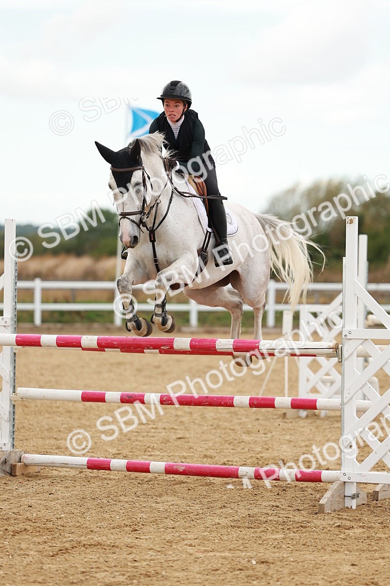 SBM_001467 - Class 4 - Senior Newcomers - 1.10m