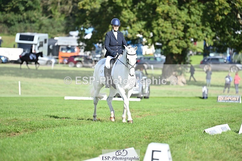 231020-115813-08280 - 651-RATHNAGREW.GREY.TEX-Nicola.Horsley-gubbins-DR