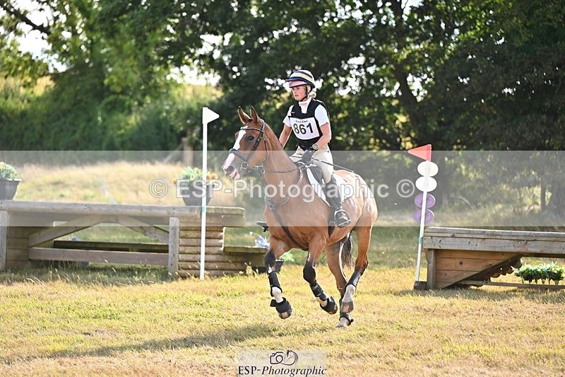 250803A-174121-18122 - S-861-Alexandra.Reeve-FOREVER.UNIQUE.II