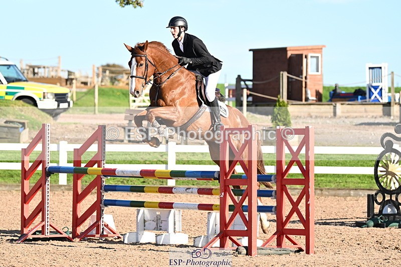 241026A-150348-01438 - SAT Cls 16-18 Children on Horses