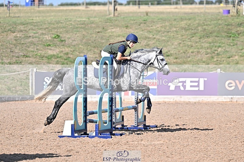 250812-164140-00228 - 70cm