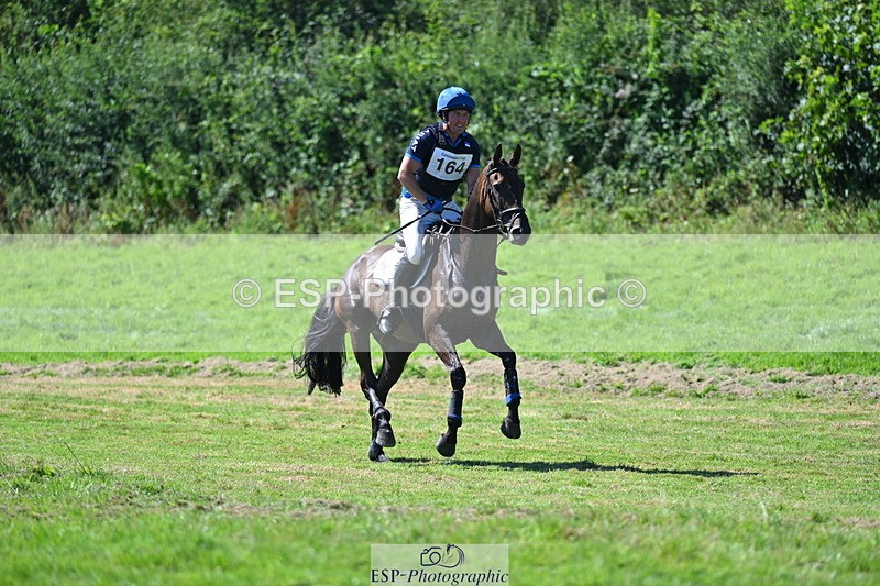 240811A-144828-05560 - 164-