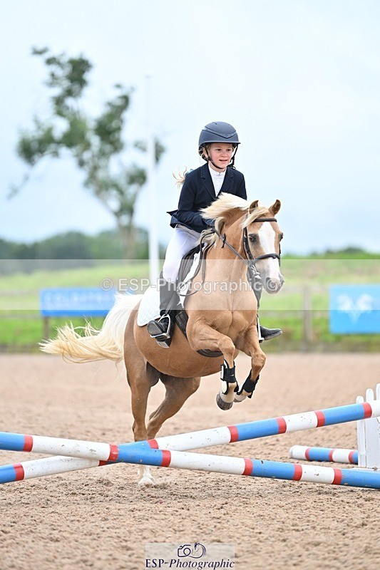 240813-152418-00058 - Clear round & 60cm