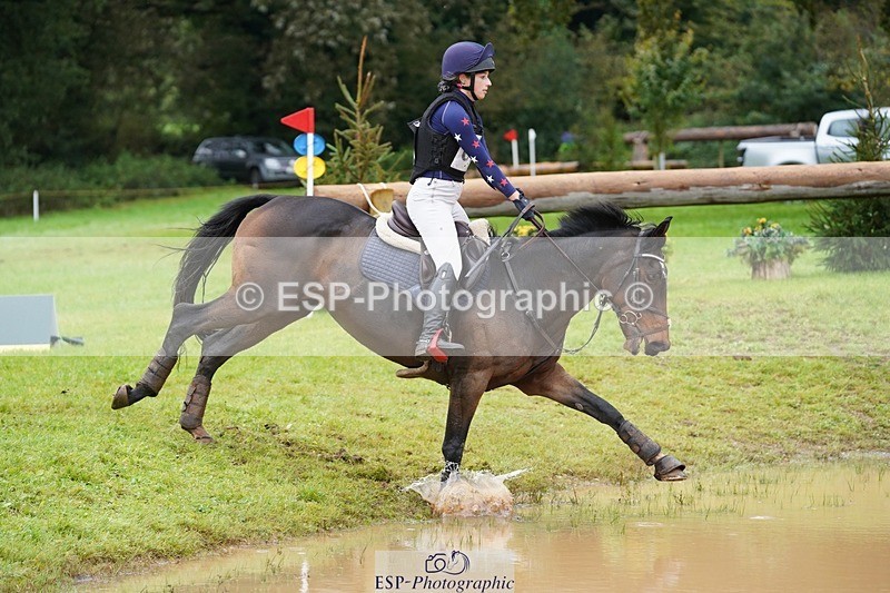 231021-113422-15539 - 670-SEEK.INDI-Maia.Ramasamy-SC+XC