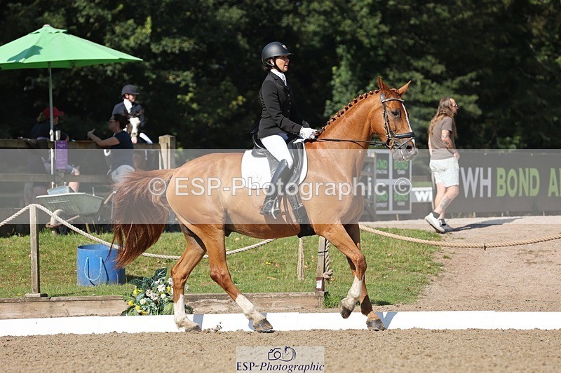 240719-094005-00213 - 264-Kate_Lewis-freeloader