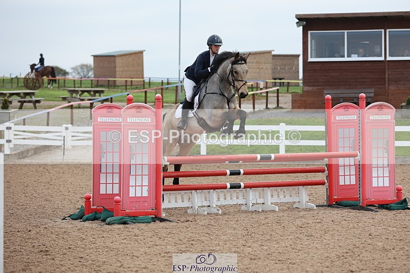 241101A-082914-00252 - FRI Cls 2 British Novice and 90cm Open