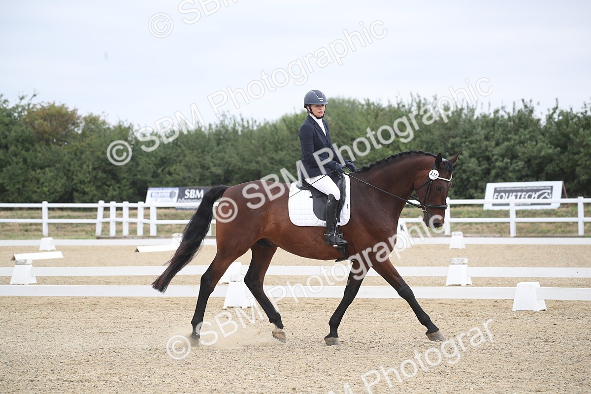 SBM_005868 - Novice 5 - 8.30.10.39