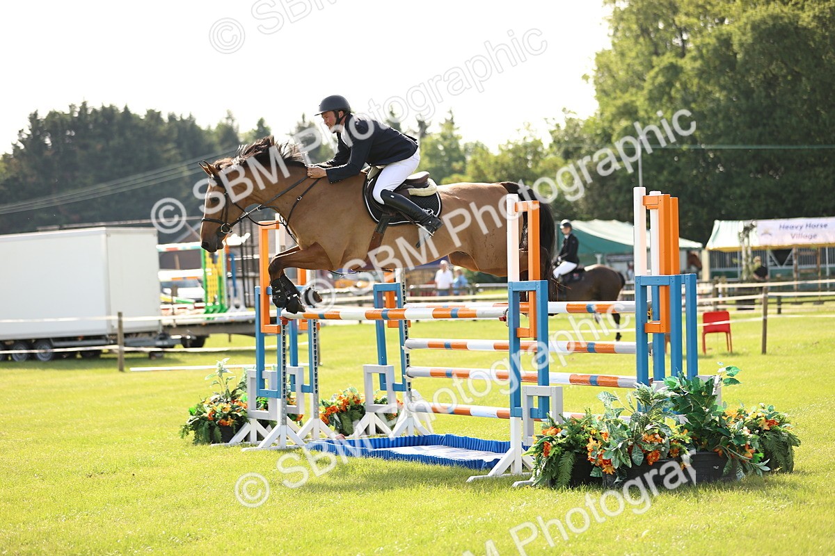 SBM_01361 - Class 200 - Martin Grant Homes Welcome Stakes 1.25m Open