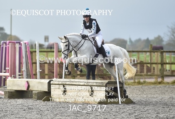 JAC_9717 - Class 3 70cm Snr Open , National AE Qualifier